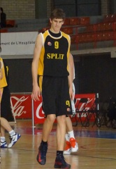 Dragan Bender ('95) defendiendo la camiseta del KK Split